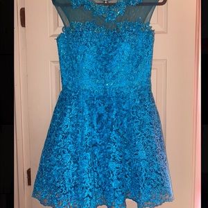 Blue short dress